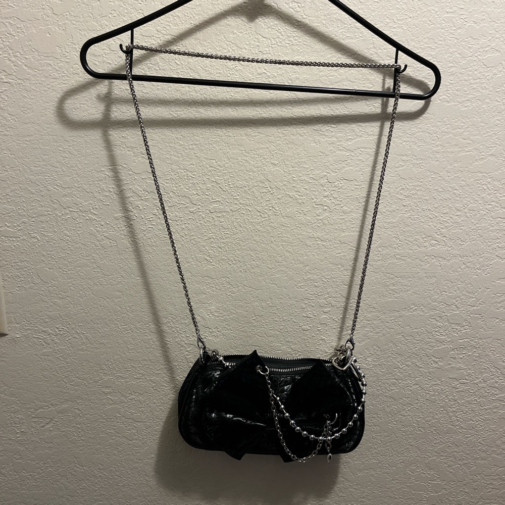 Elegant Black Chain Shoulder Bag